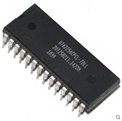 UT62256CPC-70LL